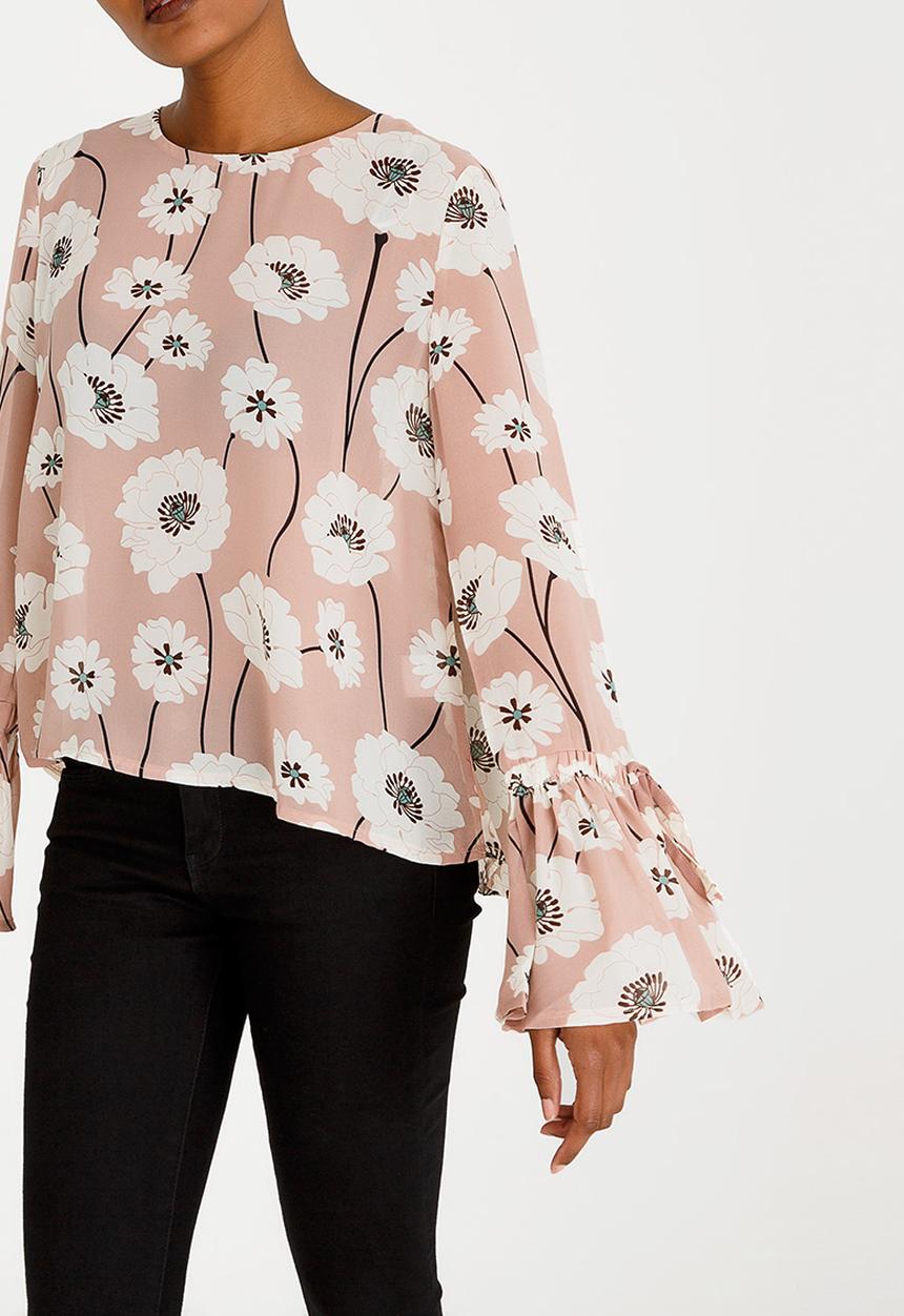 Revenge - Floral Flare Sleeve Blouse Mid Pink