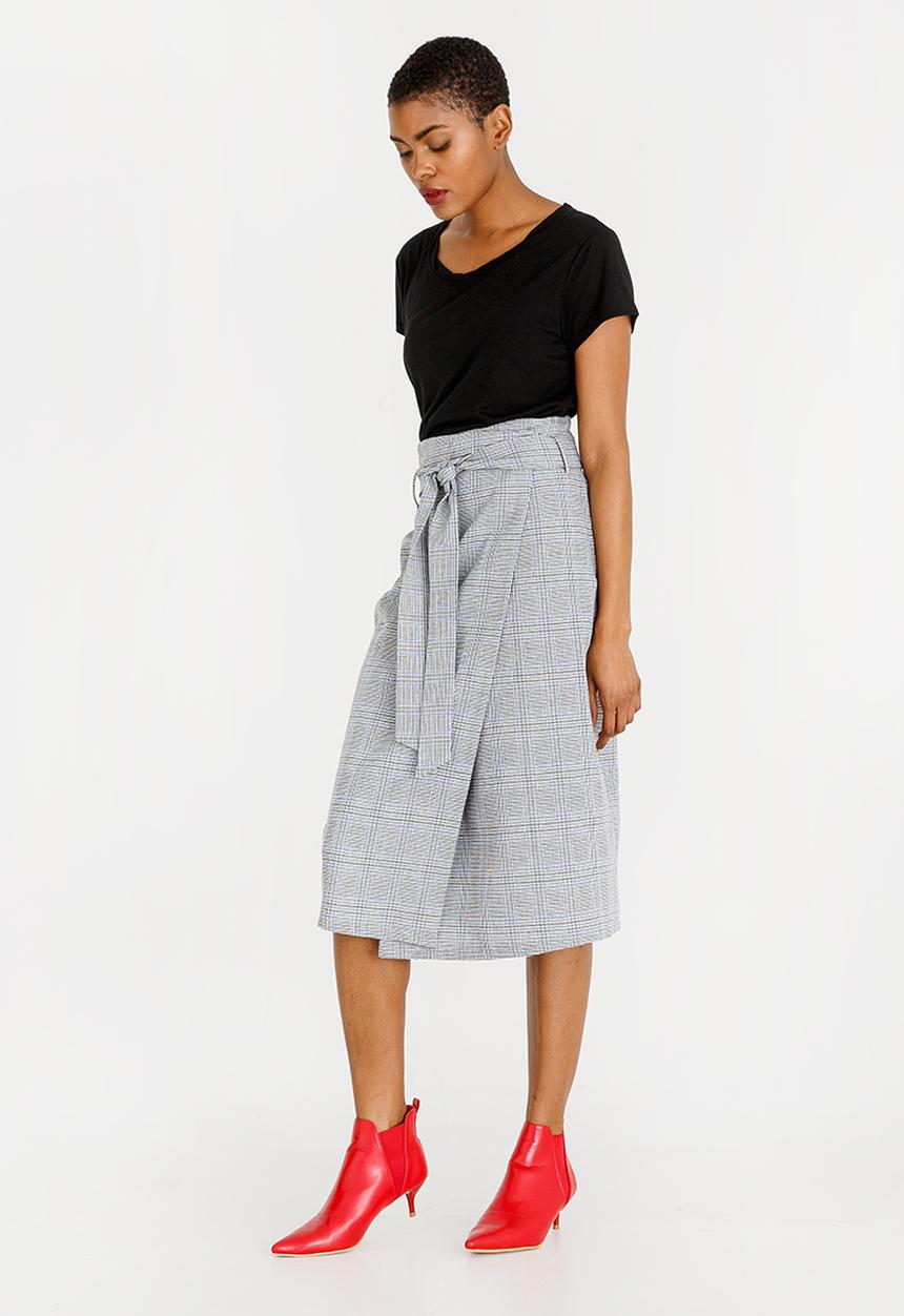 STYLE REPUBLIC - Highwaisted Wrap Skirt Grey