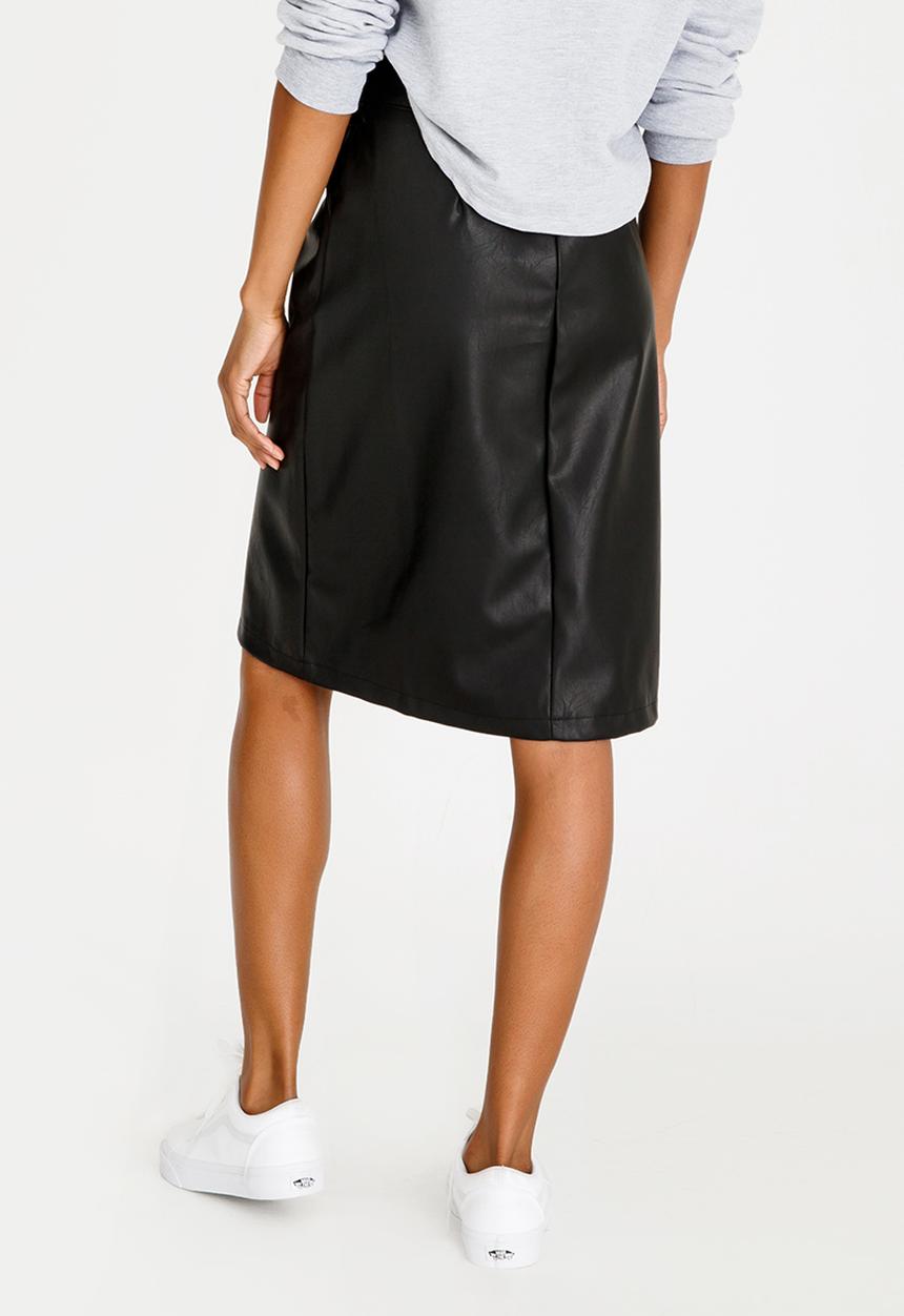 STYLE REPUBLIC - Belted Faux Leather Skirt Black