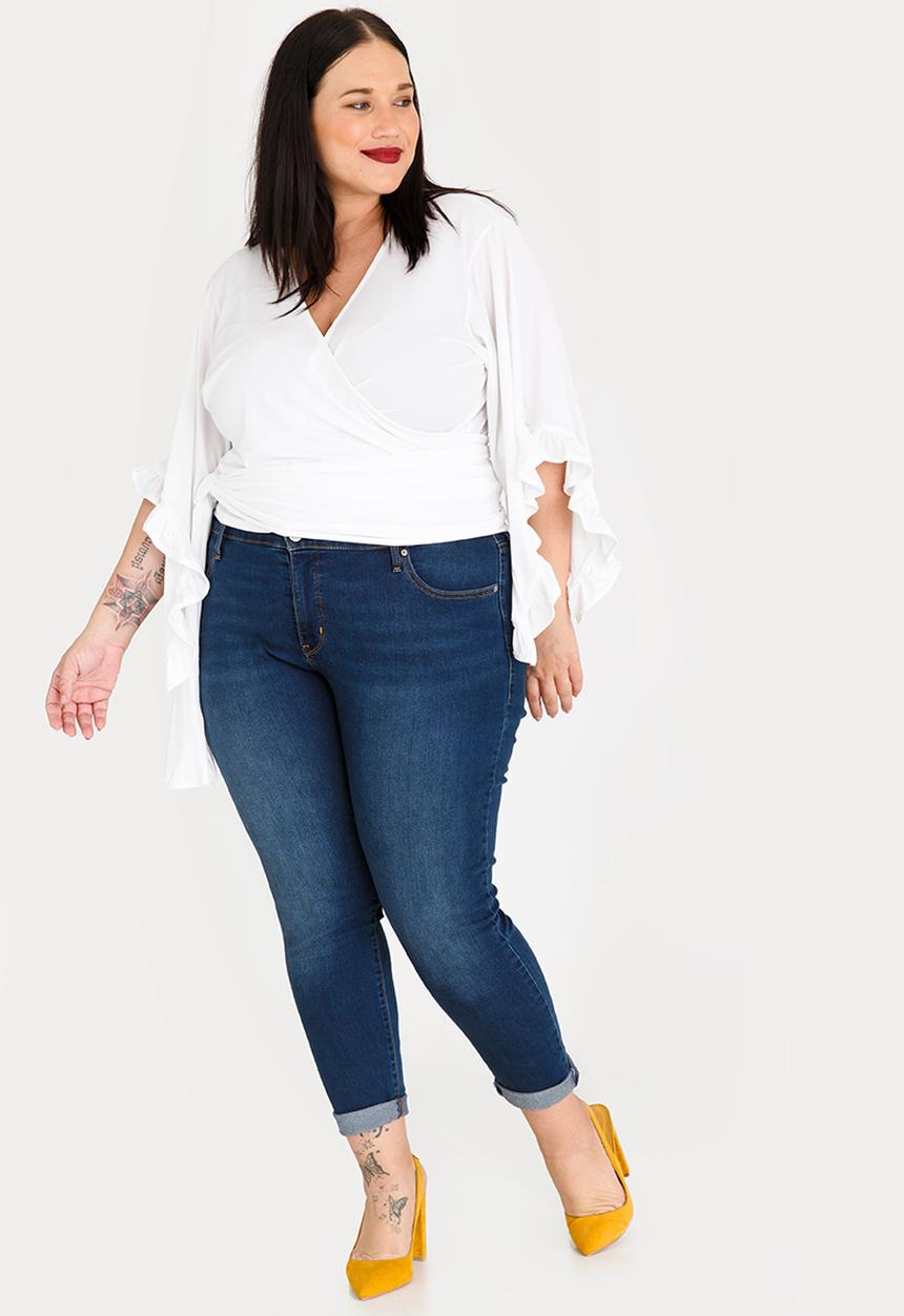 STYLE REPUBLIC PLUS - Wrap Top Off White