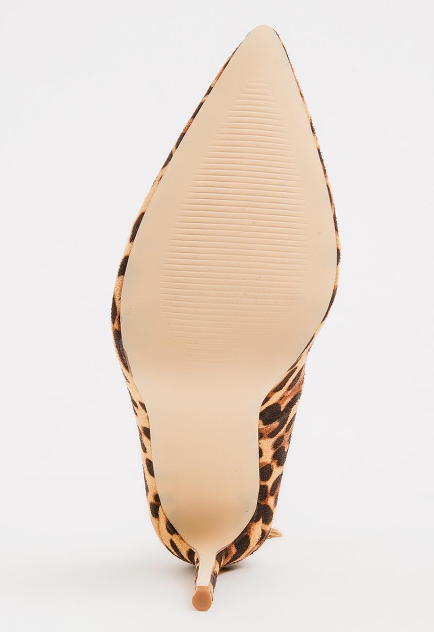 STYLE REPUBLIC - Leopard Courts with Tassel Detail Multi-colour