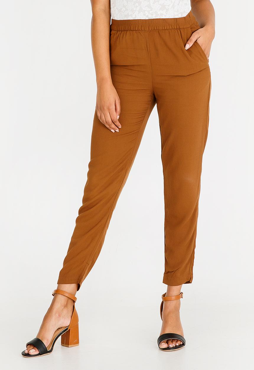 edit - Ankle Grazer Jogger Pants Brown