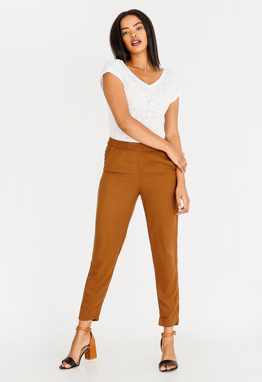 edit - Ankle Grazer Jogger Pants Brown