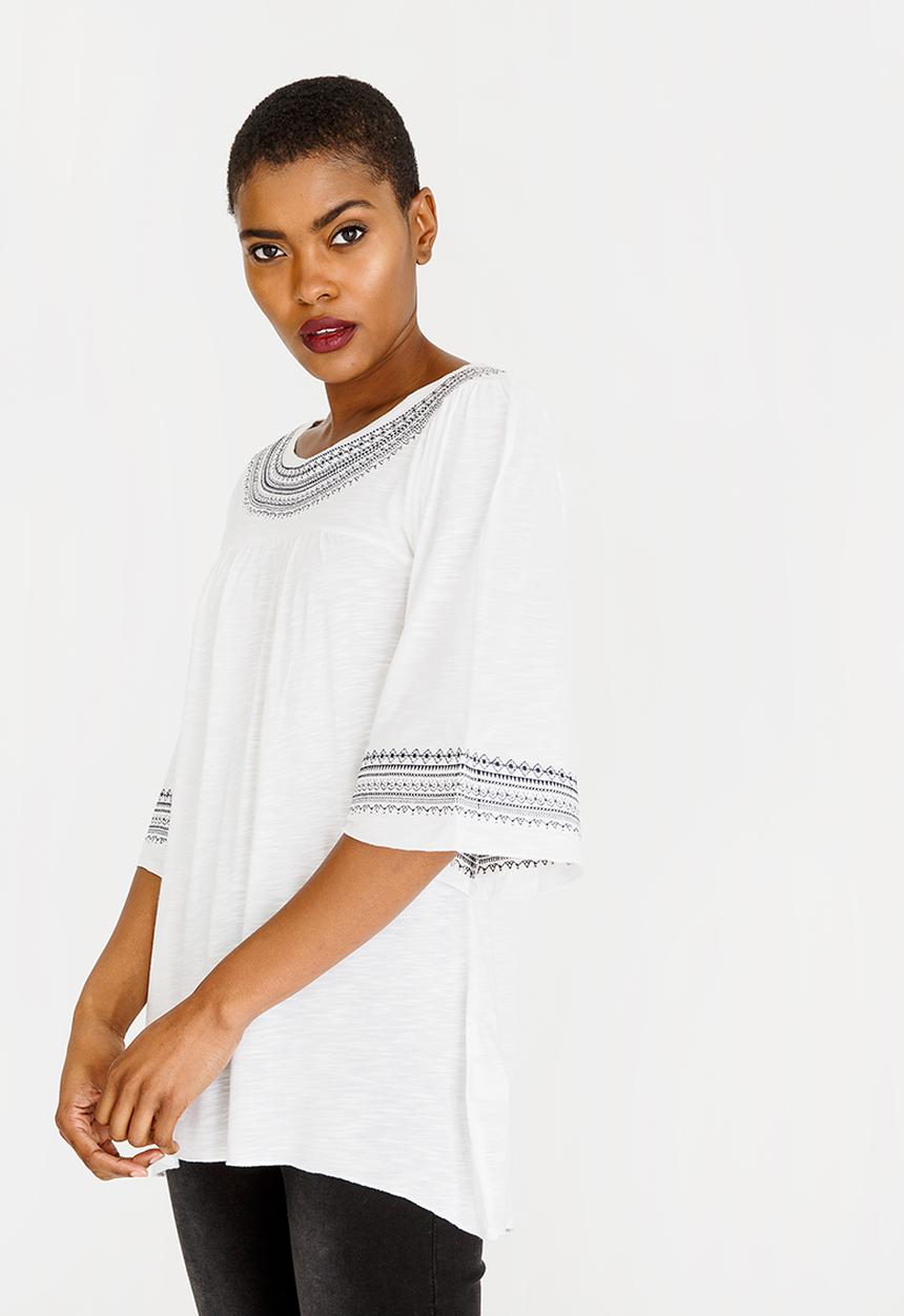 edit - 3/4 Sleeve Top with Embroidery Detail White