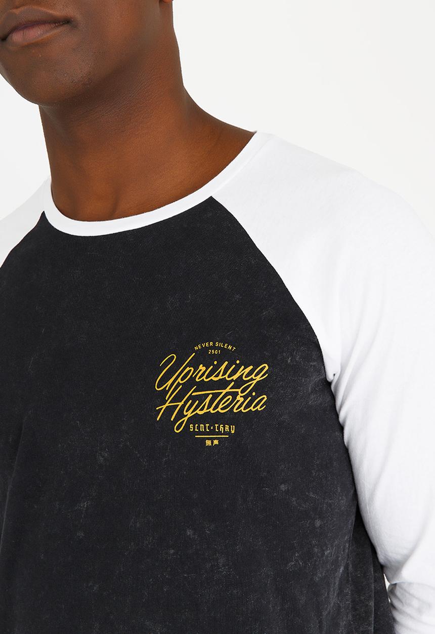 Silent Theory - Fluent Raglan Cotton Tee Black