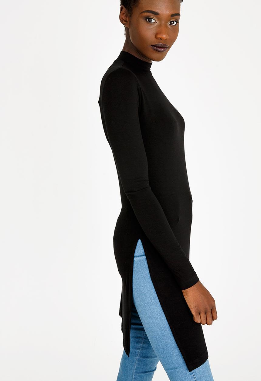 c(inch) - Longer Length Turtleneck Top Black
