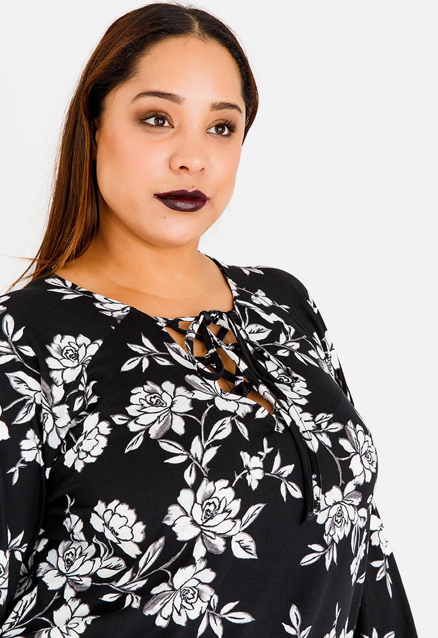 edit Plus - Front Lace-Up Detail Blouse Multi-colour