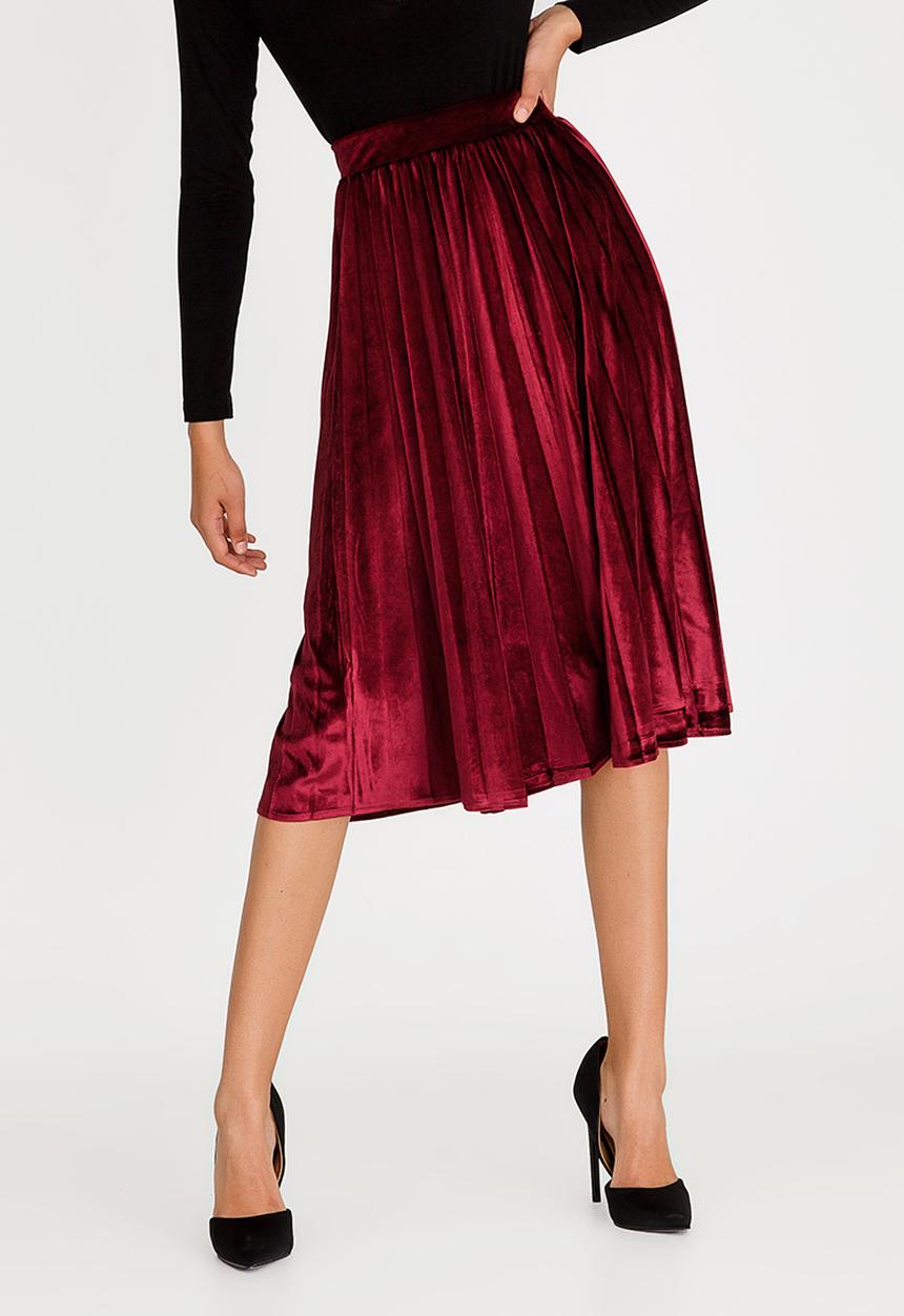STYLE REPUBLIC - Pleated Velour Skirt Burgundy