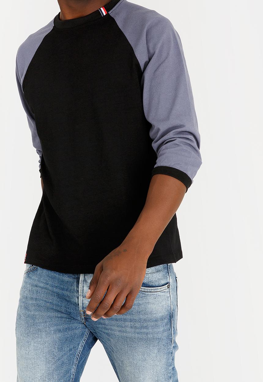 STYLE REPUBLIC - Raglan Box Tee Black and Grey