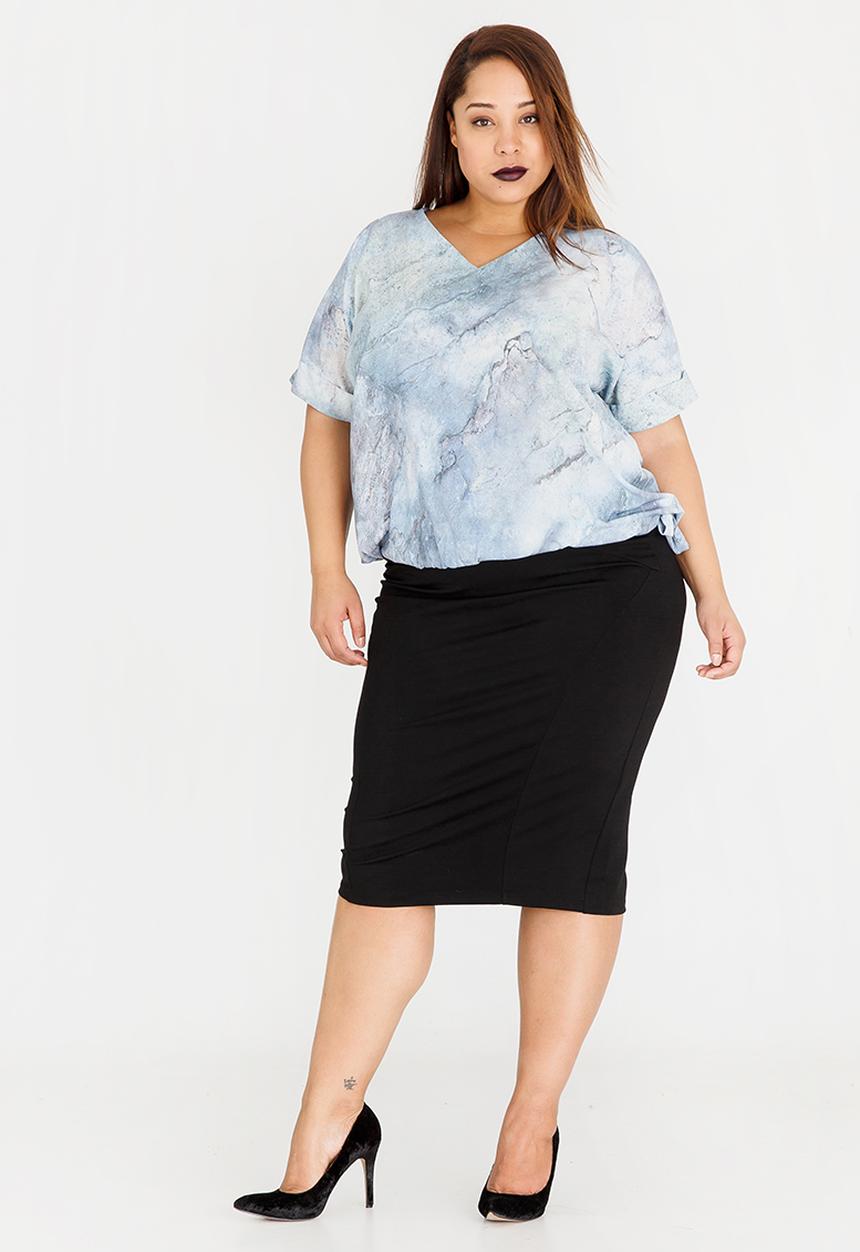 edit Plus - Printed V-Neck Shell Top Blue