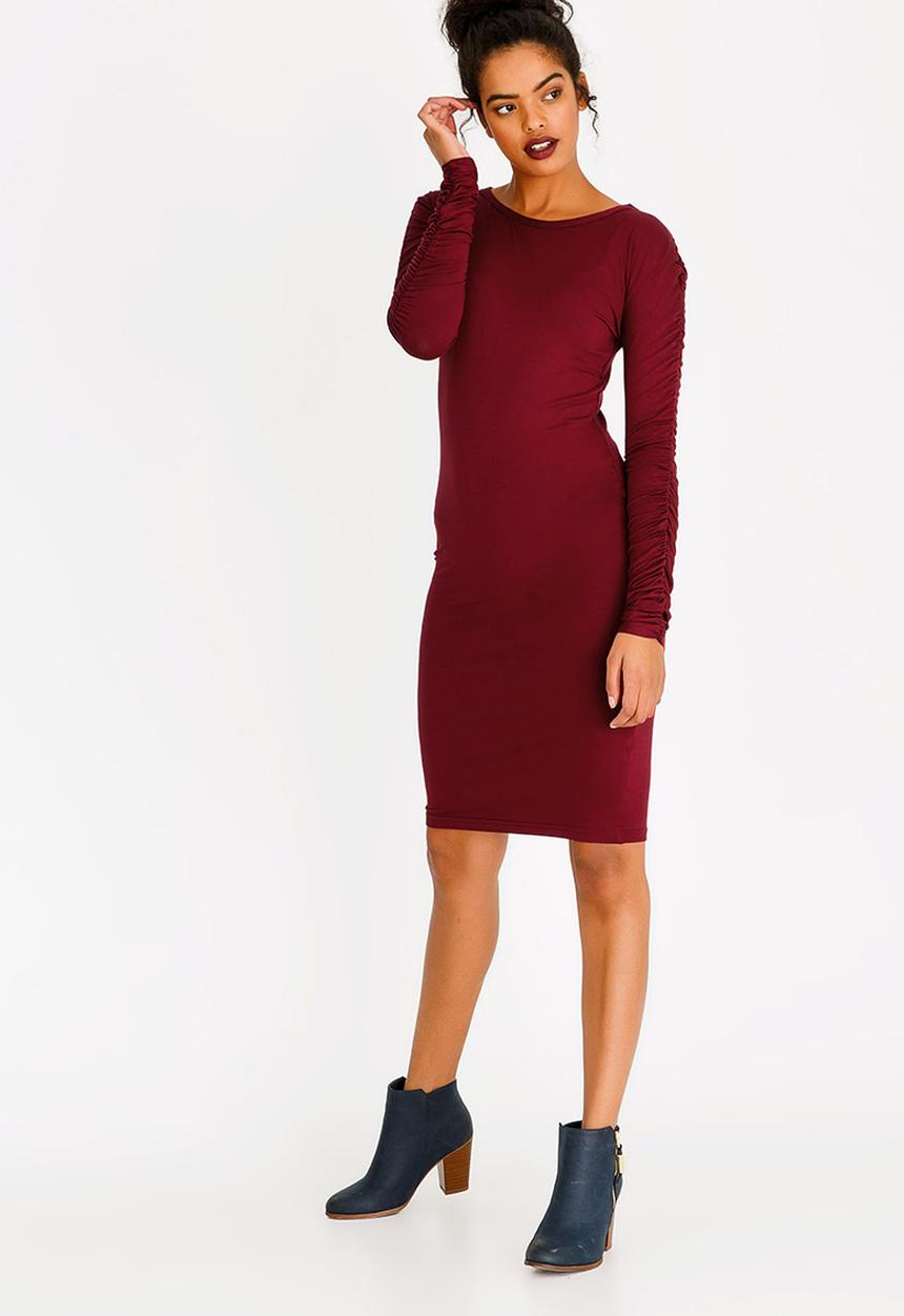 edit - Ruched Sleeve Dress Burgundy