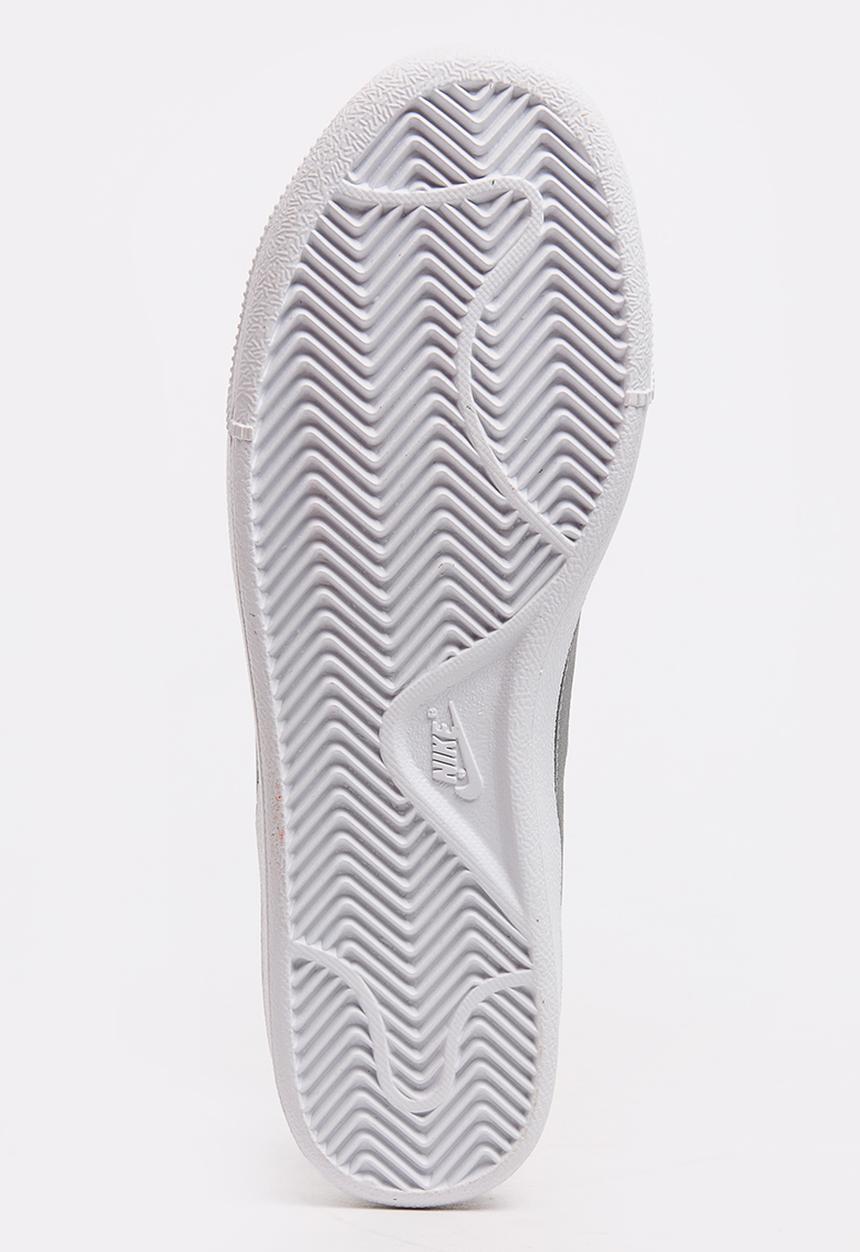 Nike - Nike Court Royale Sneakers White