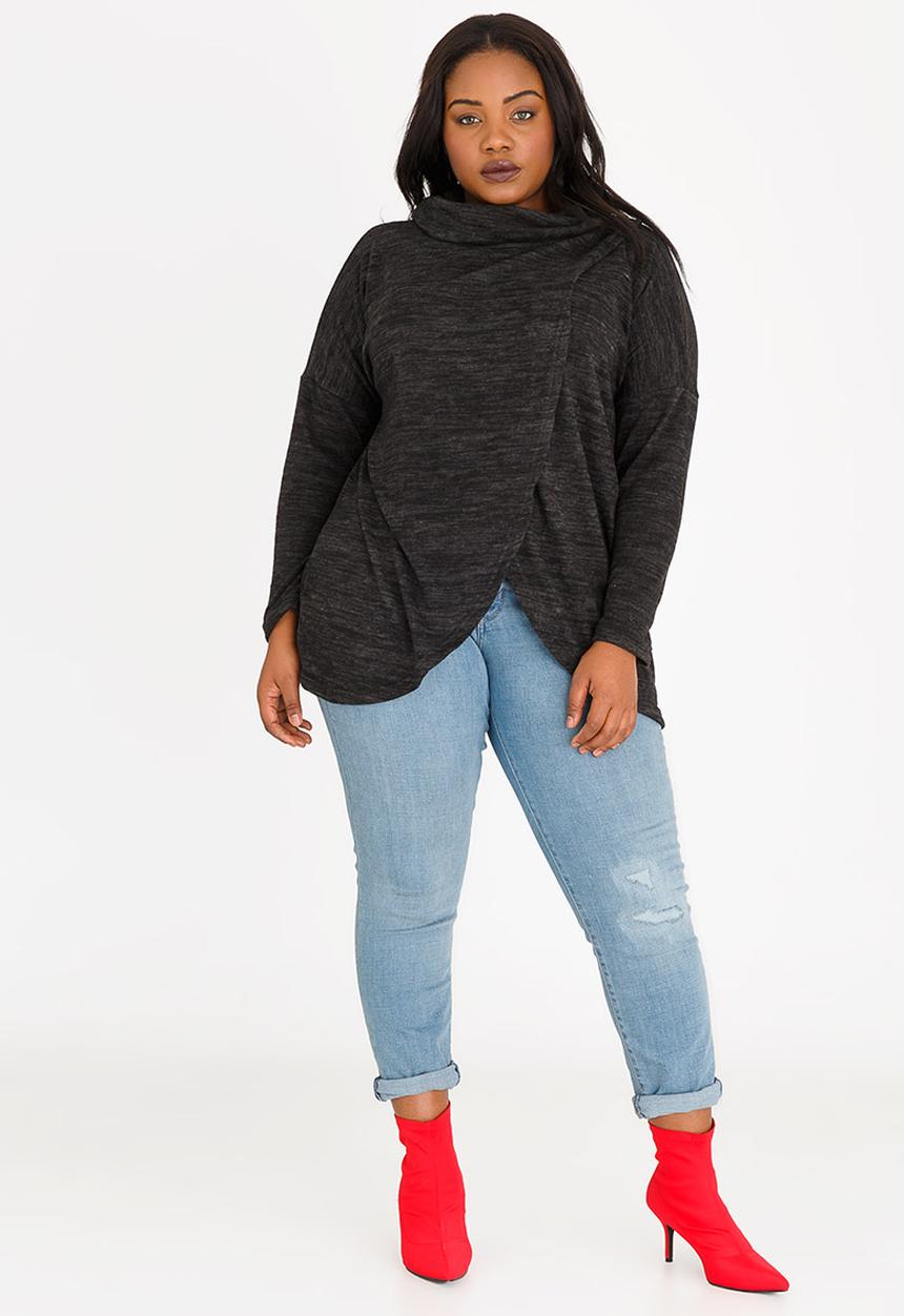 STYLE REPUBLIC PLUS - Wrap Front Pull Over Black