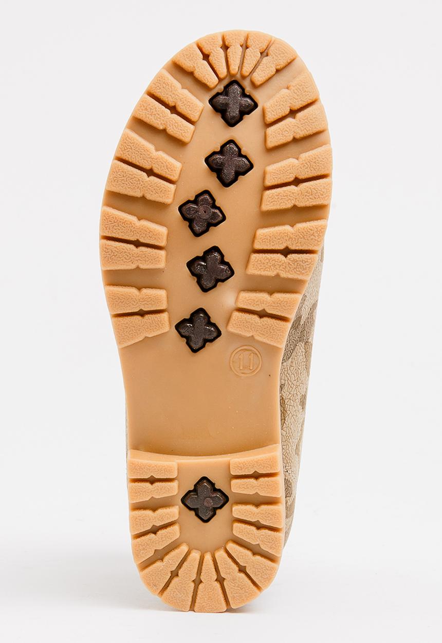 Foot Focus - Lace Up Boots Multi-colour