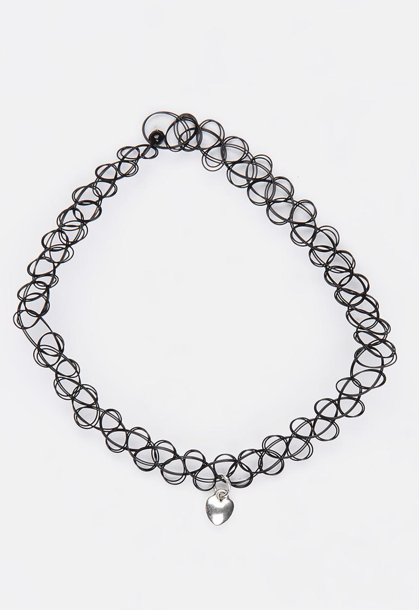 Jewels and Lace - Heart Choker Black