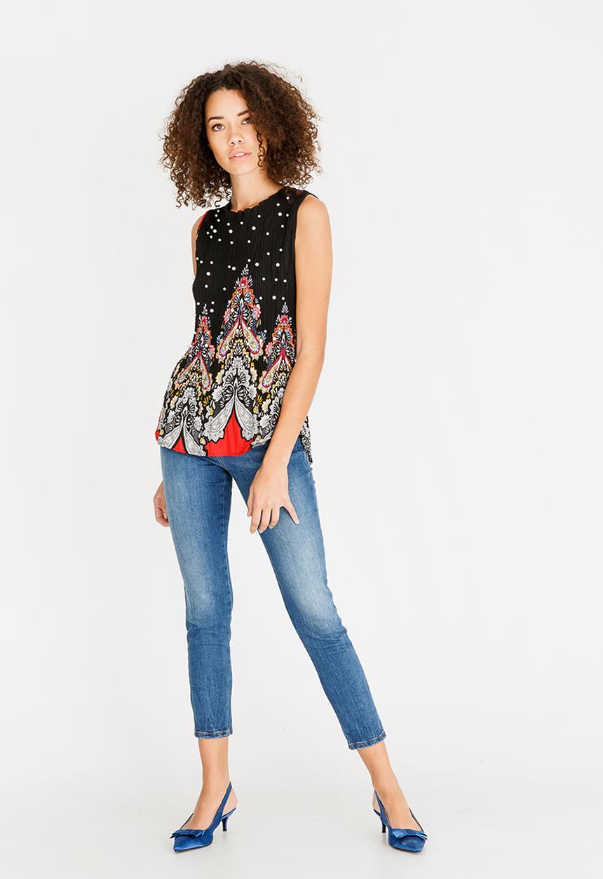 Revenge - Floral Top with Pearl Detail Black