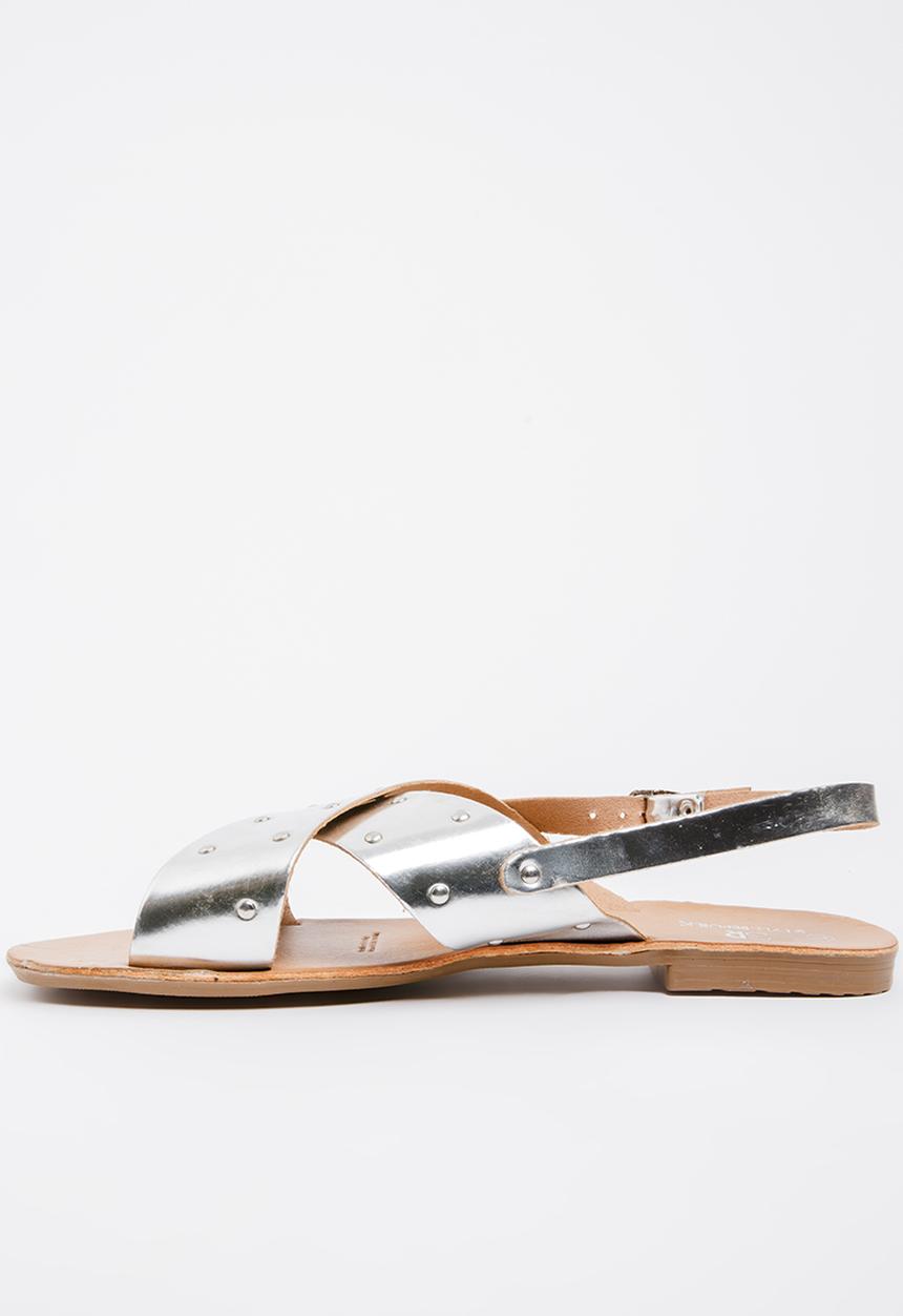 STYLE REPUBLIC - Studded double band sandal- silver