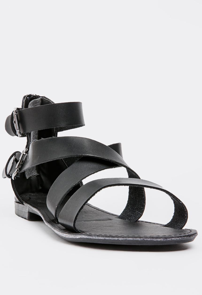 edit - Gladiator sandal - black
