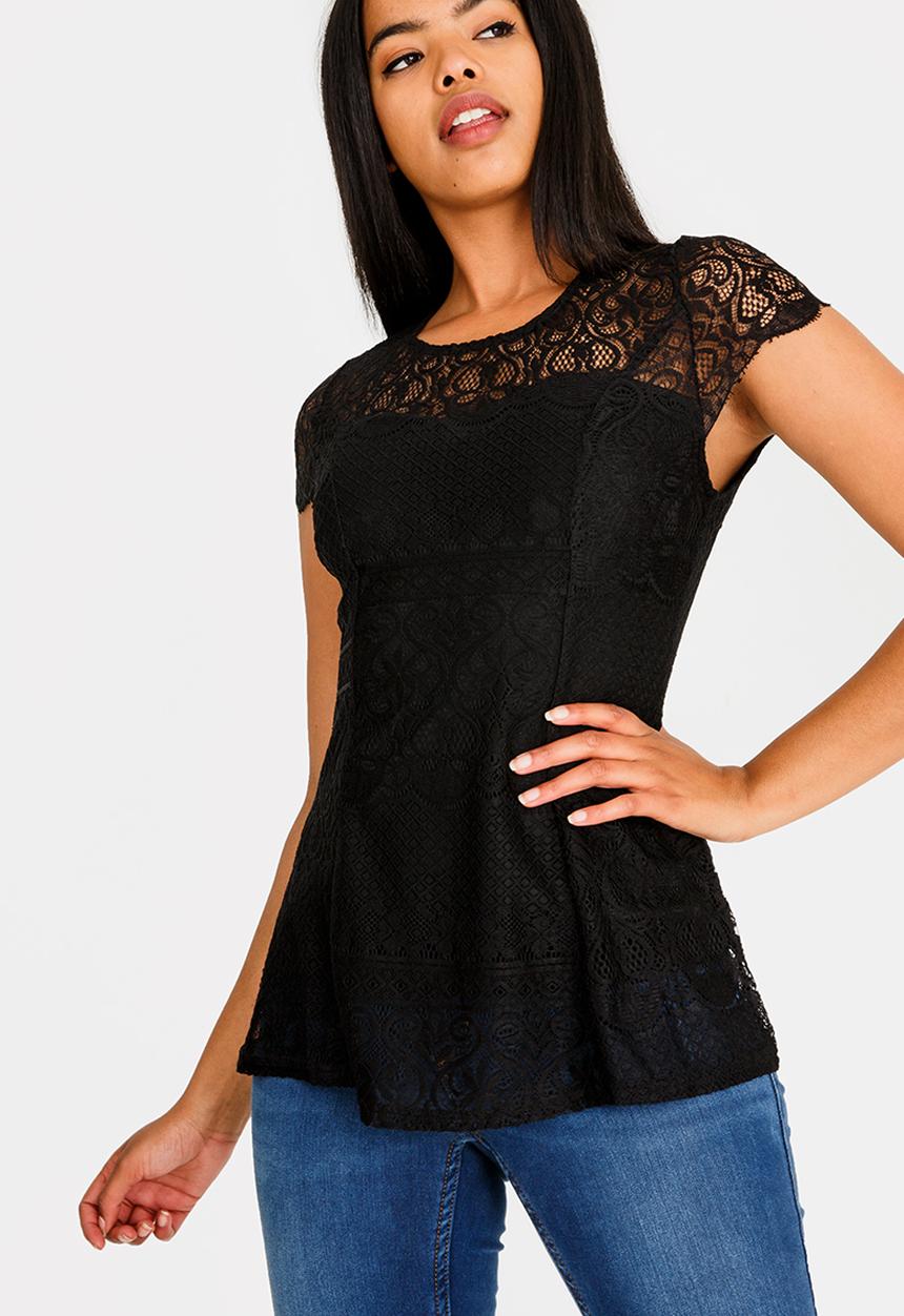 Revenge - All-over Lace Top Black