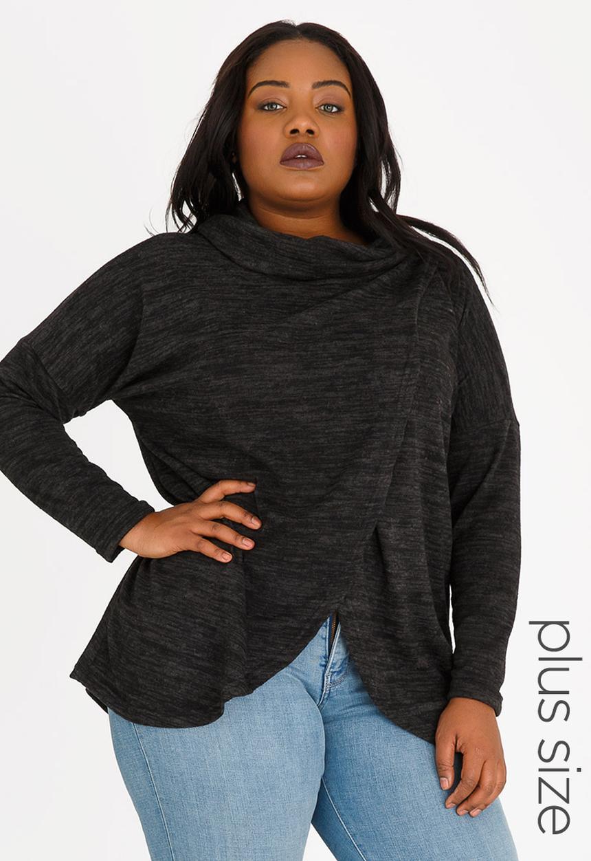 STYLE REPUBLIC PLUS - Wrap Front Pull Over Black
