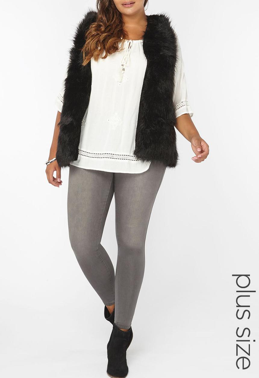 EVANS - Faux Fur Waistcoat Black