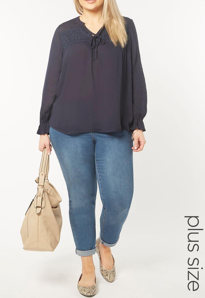 EVANS - Lace Detail Top Navy