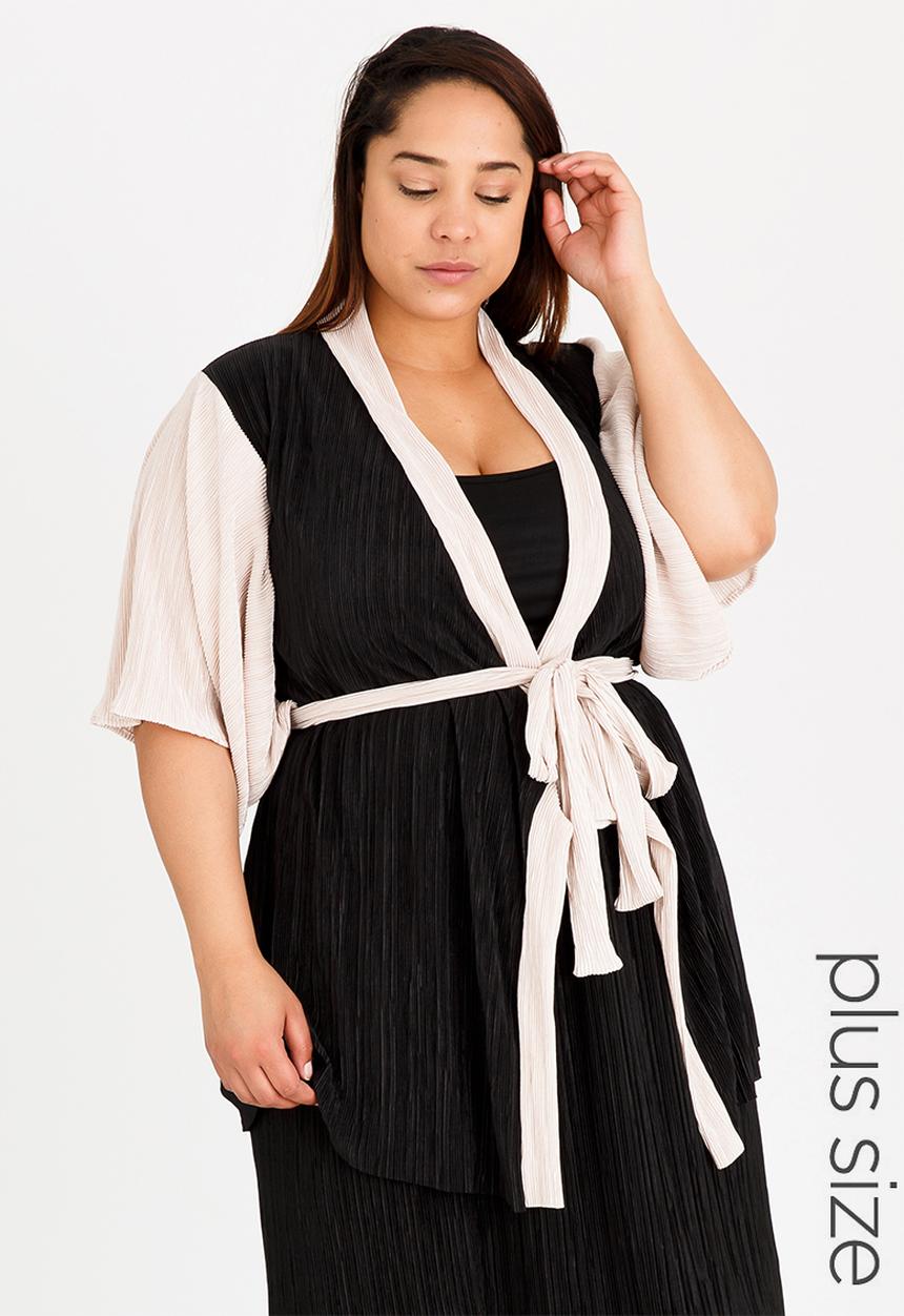 RUFF TUNG - Pleated Kimono Top with Belt Black