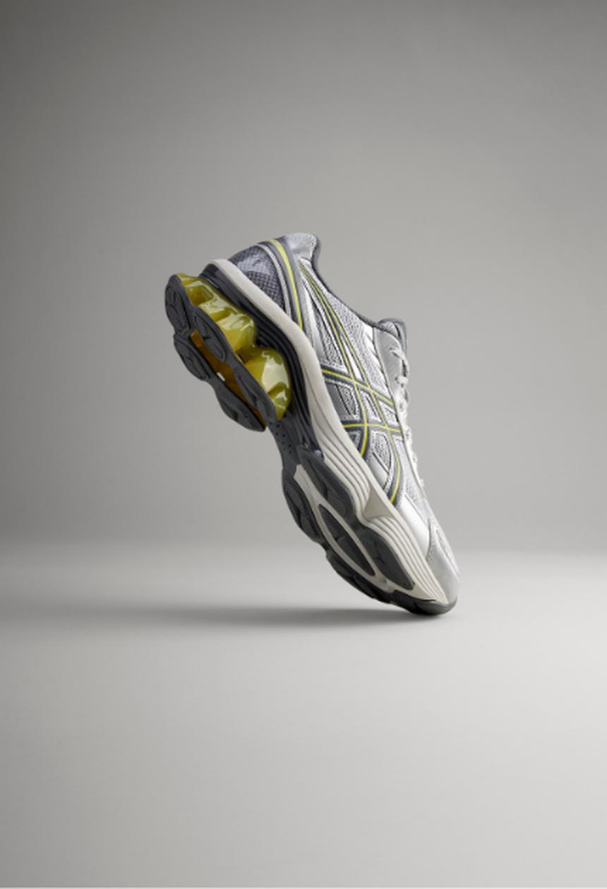 ASICS