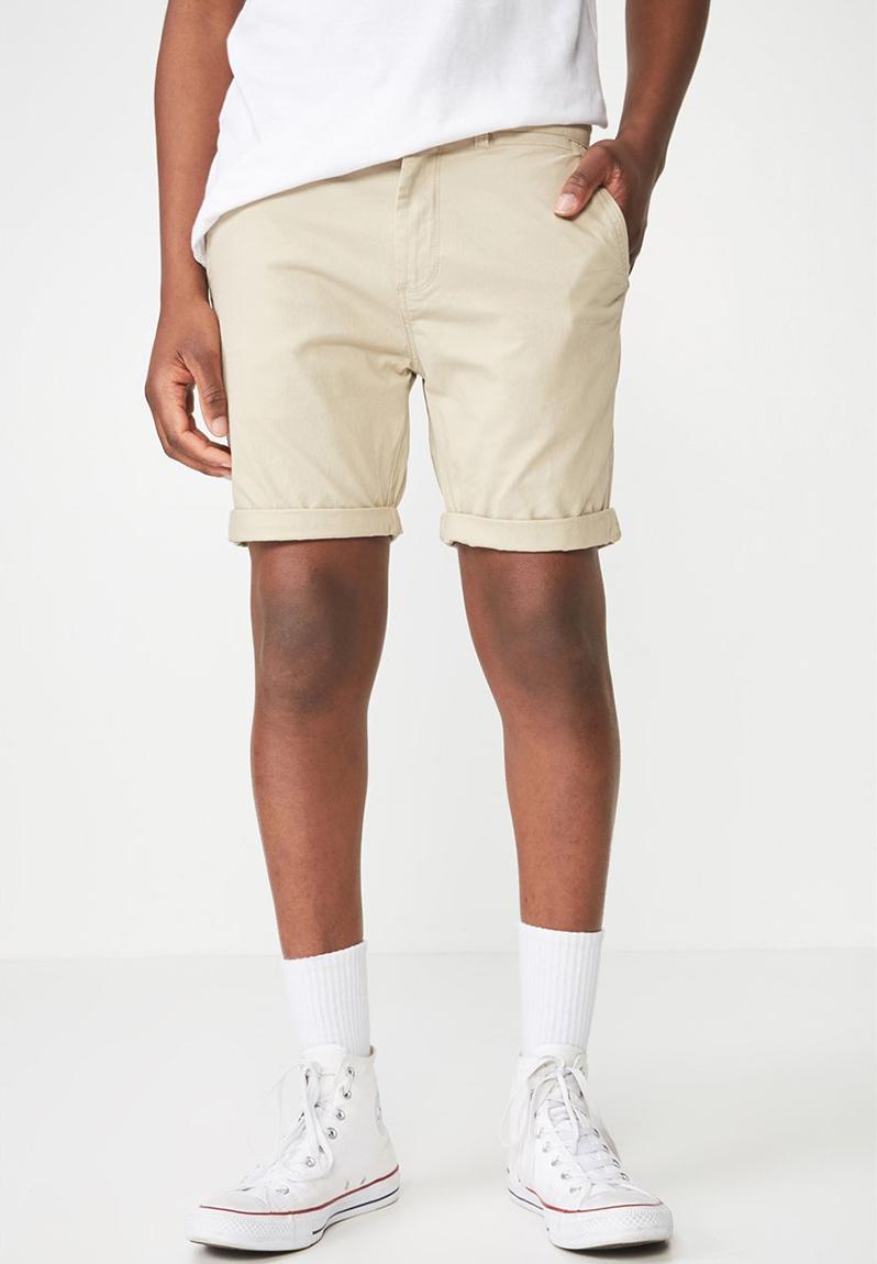 mens beige chino shorts