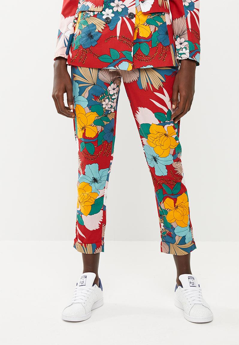 red paperbag pants