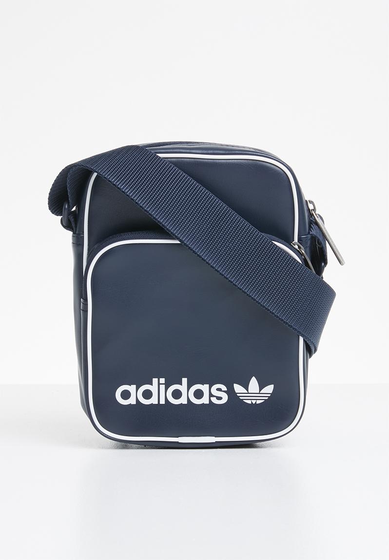 mini vintage adidas bag