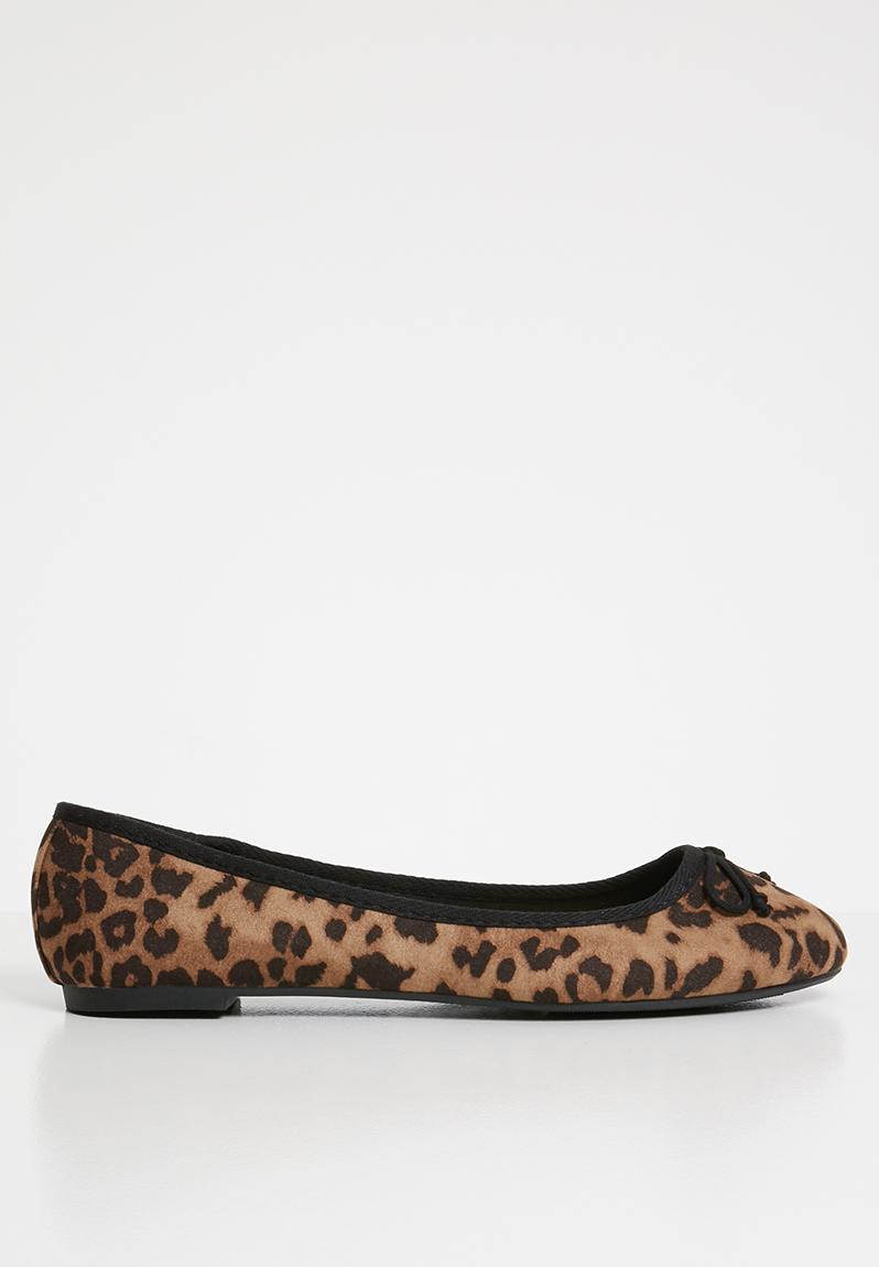 Wide fit leopard - brown New Look Pumps & Flats | Superbalist.com