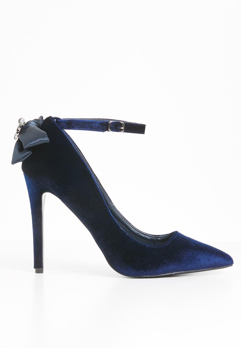 navy court shoes with ankle strap