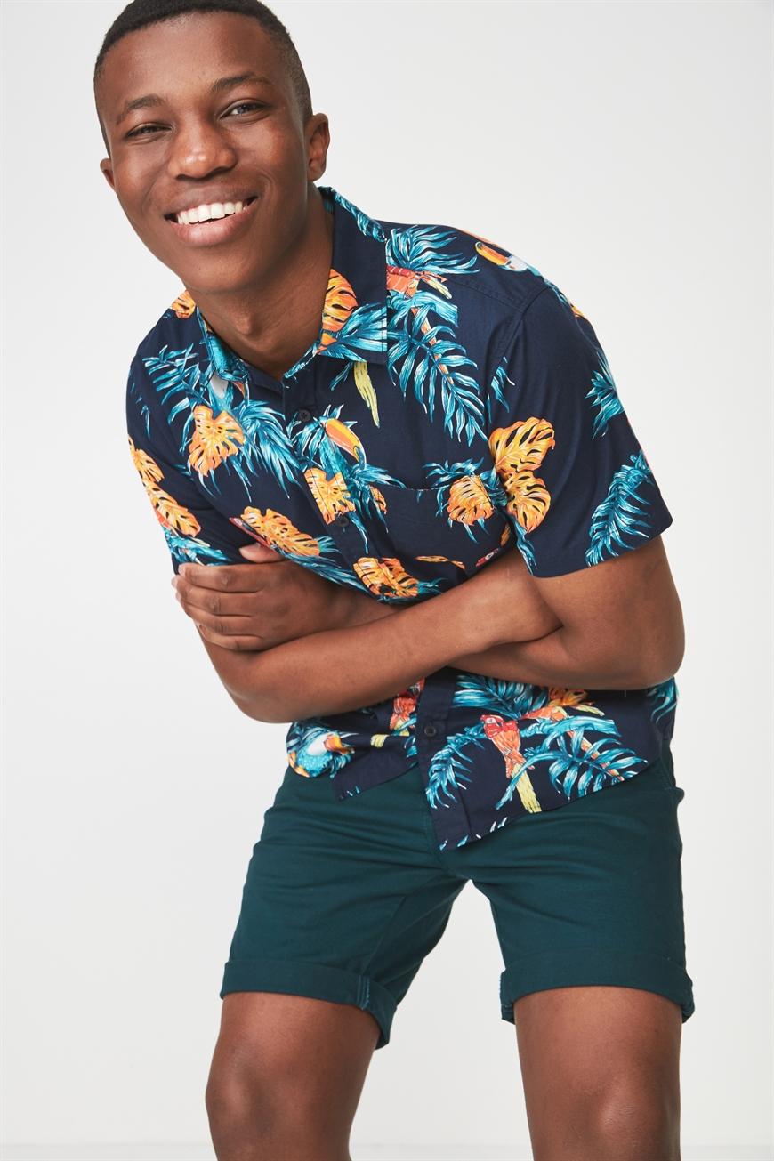 Short sleeve resort shirt navy resort floral Cotton On Shirts