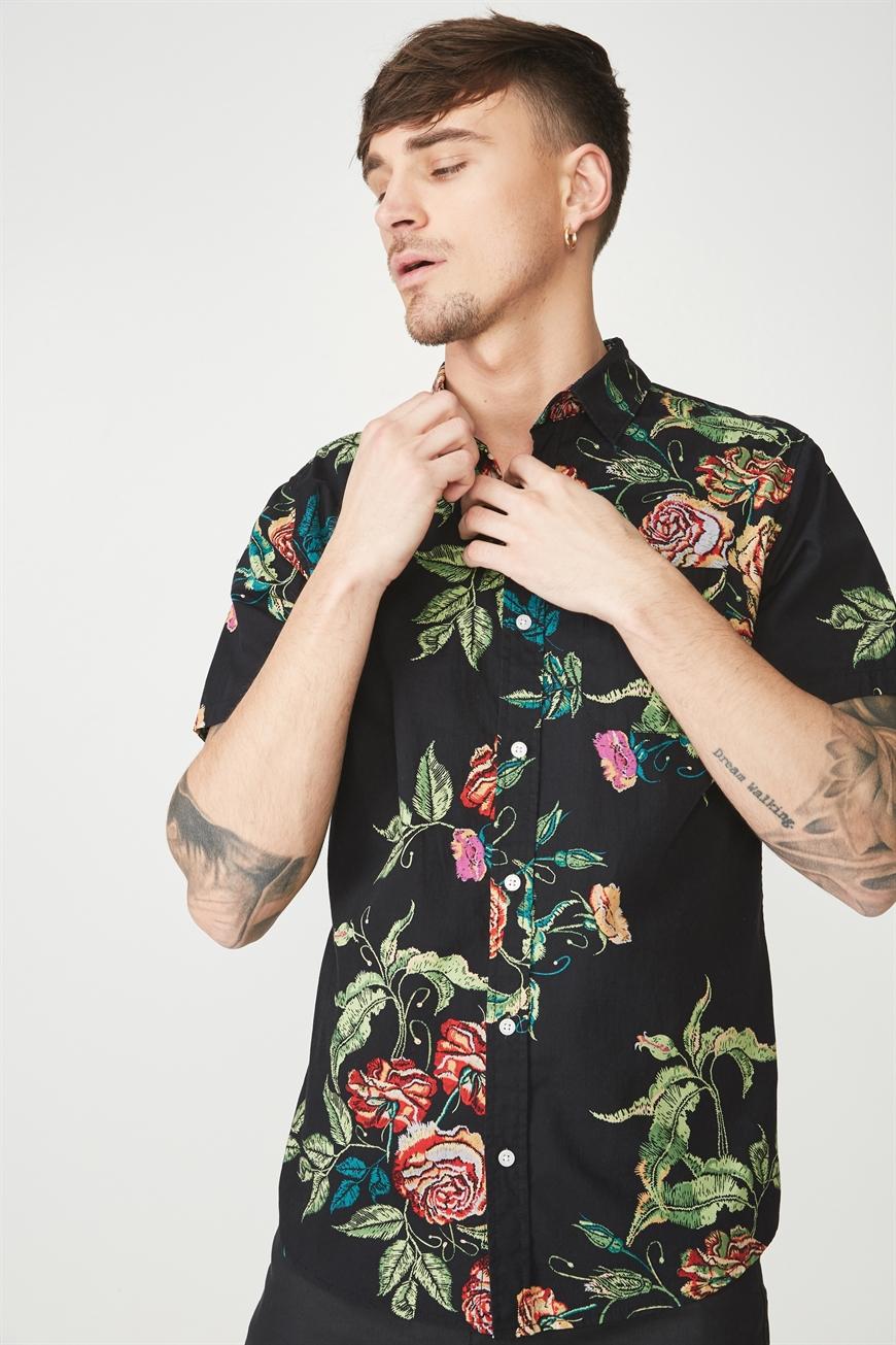 Short sleeve resort shirt - black texture floral Cotton On Shirts ...