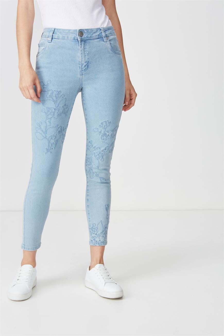 jeans light blue colour