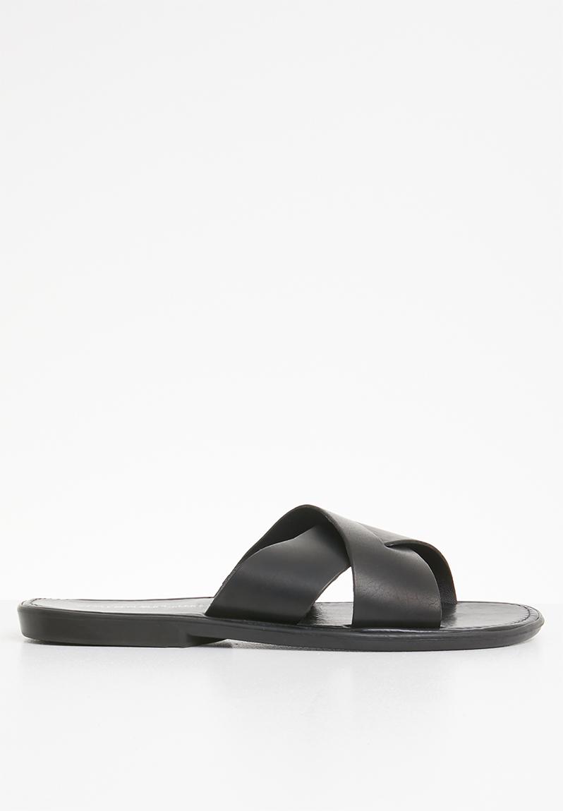 Criss cross sandal - black STYLE REPUBLIC Sandals & Flip Flops ...