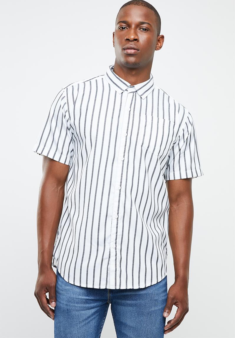 Iconic striped short sleeve shirt - black and white STYLE REPUBLIC ...