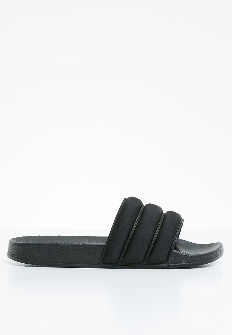 Puff pool slide - black Superbalist Sandals & Flip Flops | Superbalist.com