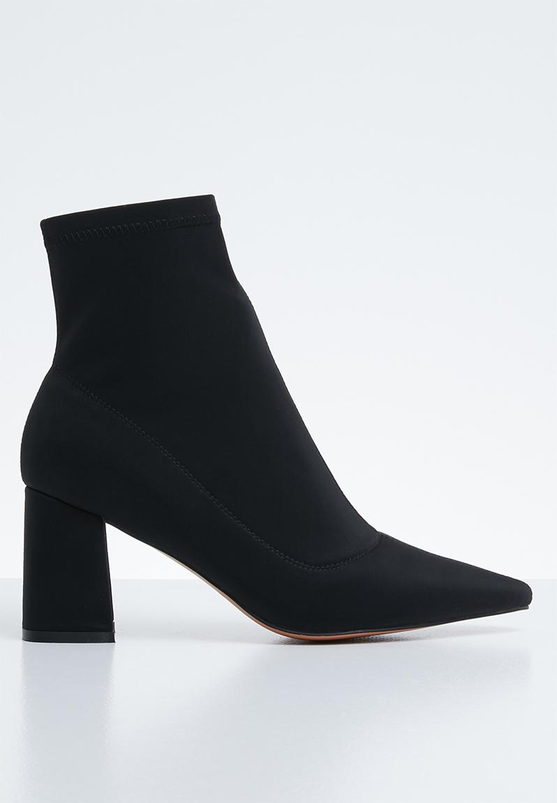 Grizzly mid heel point toe ankle boot - black stretch Public Desire ...