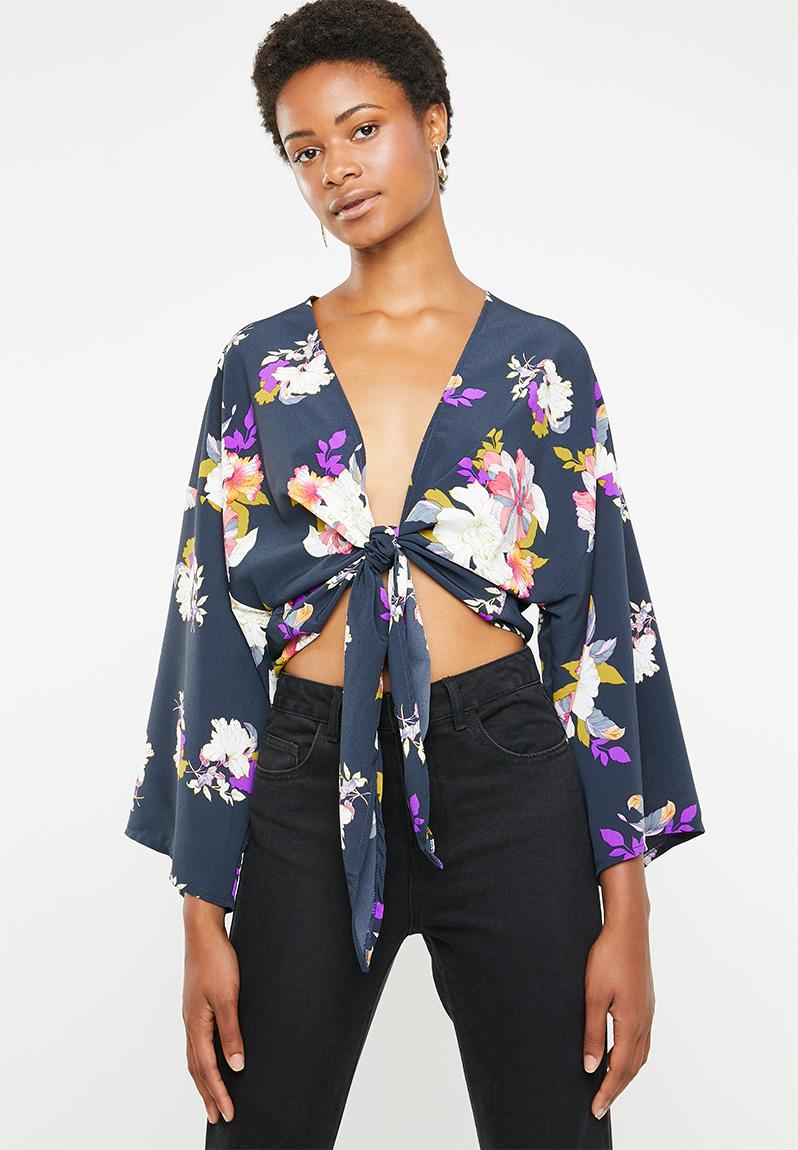 Kimono floral blouse - navy STYLE REPUBLIC Blouses | Superbalist.com