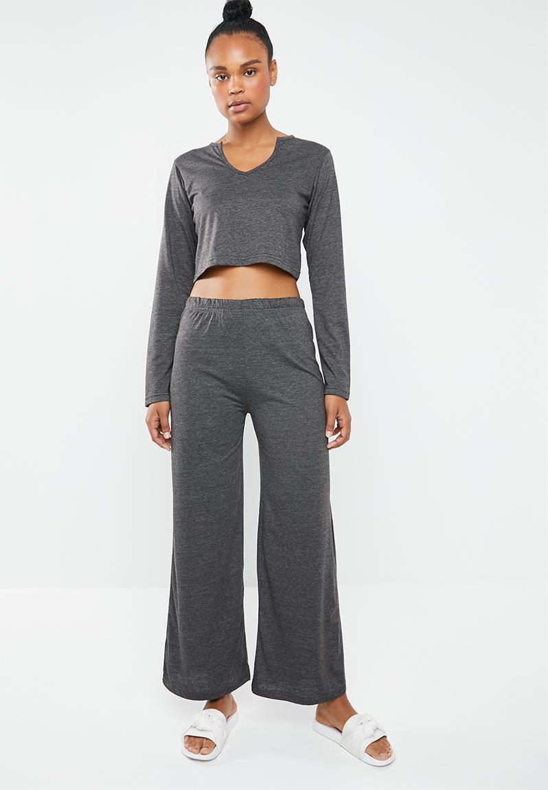 Notch front flared leg lounge set - grey Missguided Sleepwear ...