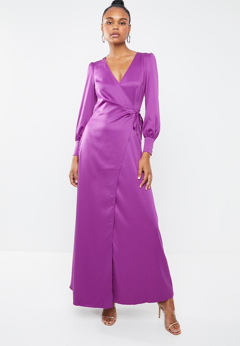 Satin tie side maxi dress - purple Missguided Occasion | Superbalist.com