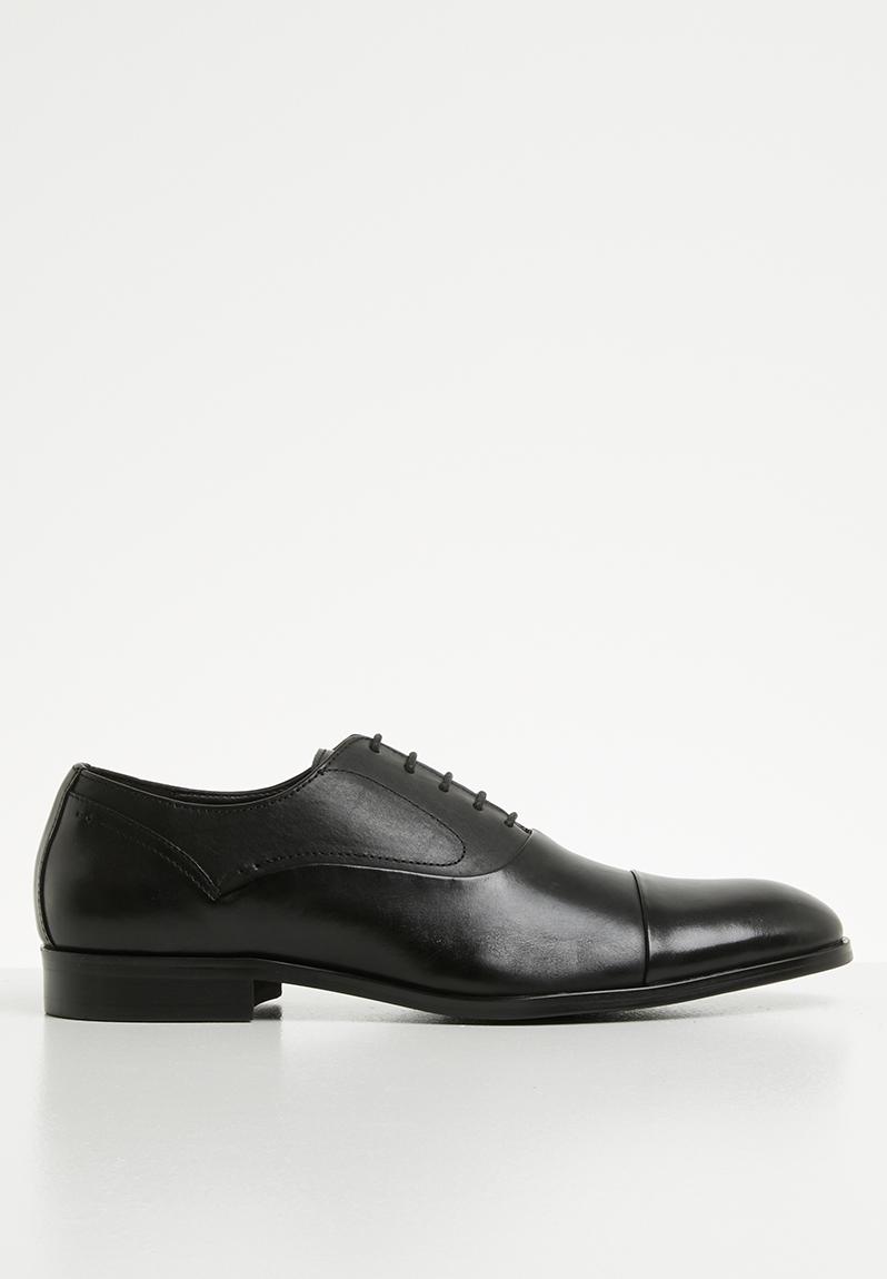 steve madden black formal shoes