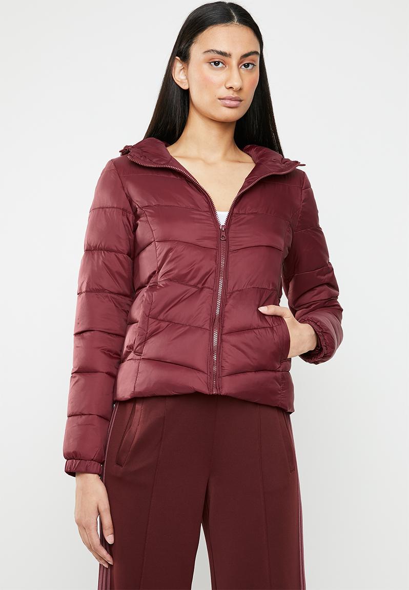 North quilted panel hooded jacket - cordovan ONLY Jackets | Superbalist.com