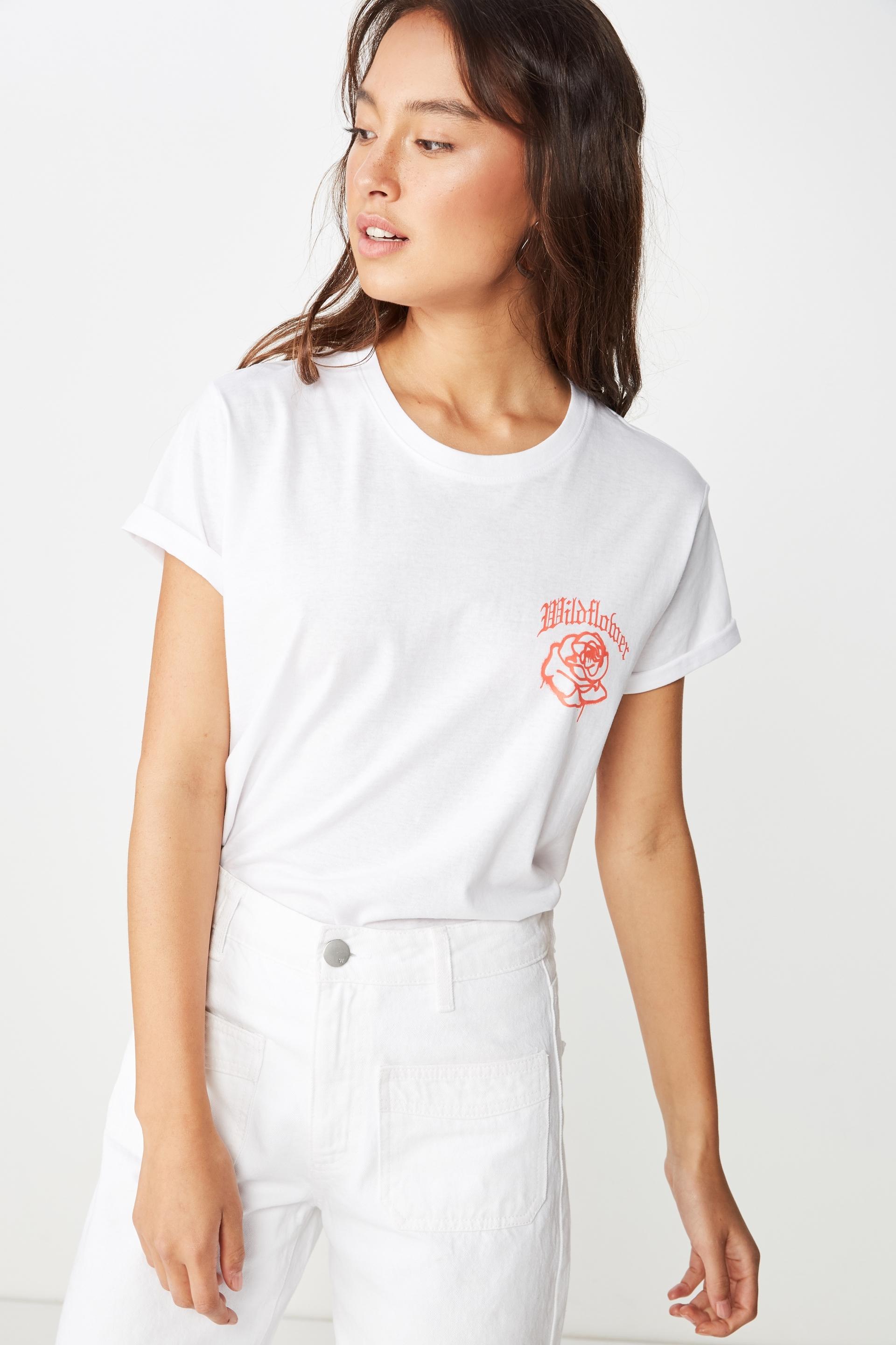 Classic arts T-shirt - white Cotton On T-Shirts, Vests & Camis ...