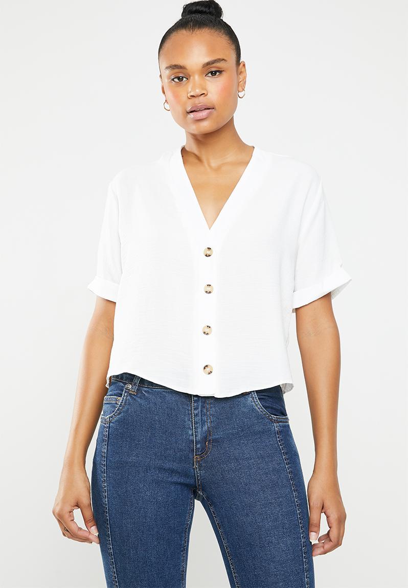 W52/2 peggy button detail boxy shirt - white New Look Blouses ...