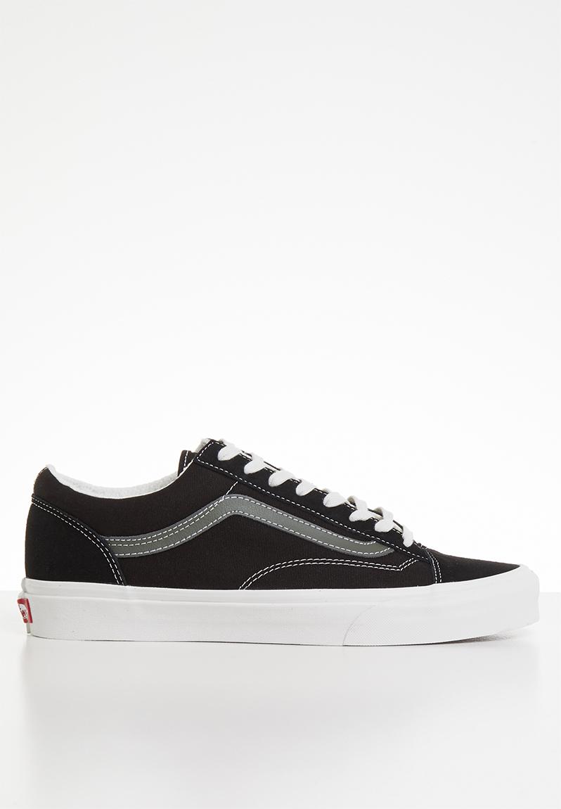 UA Style 36 - (Vintage Sport) black/blanc de blanc Vans Sneakers | Superbalist.com