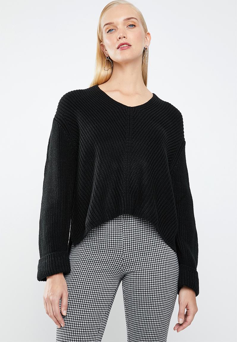 Chunky v-neck knit sweater - black MANGO Knitwear | Superbalist.com