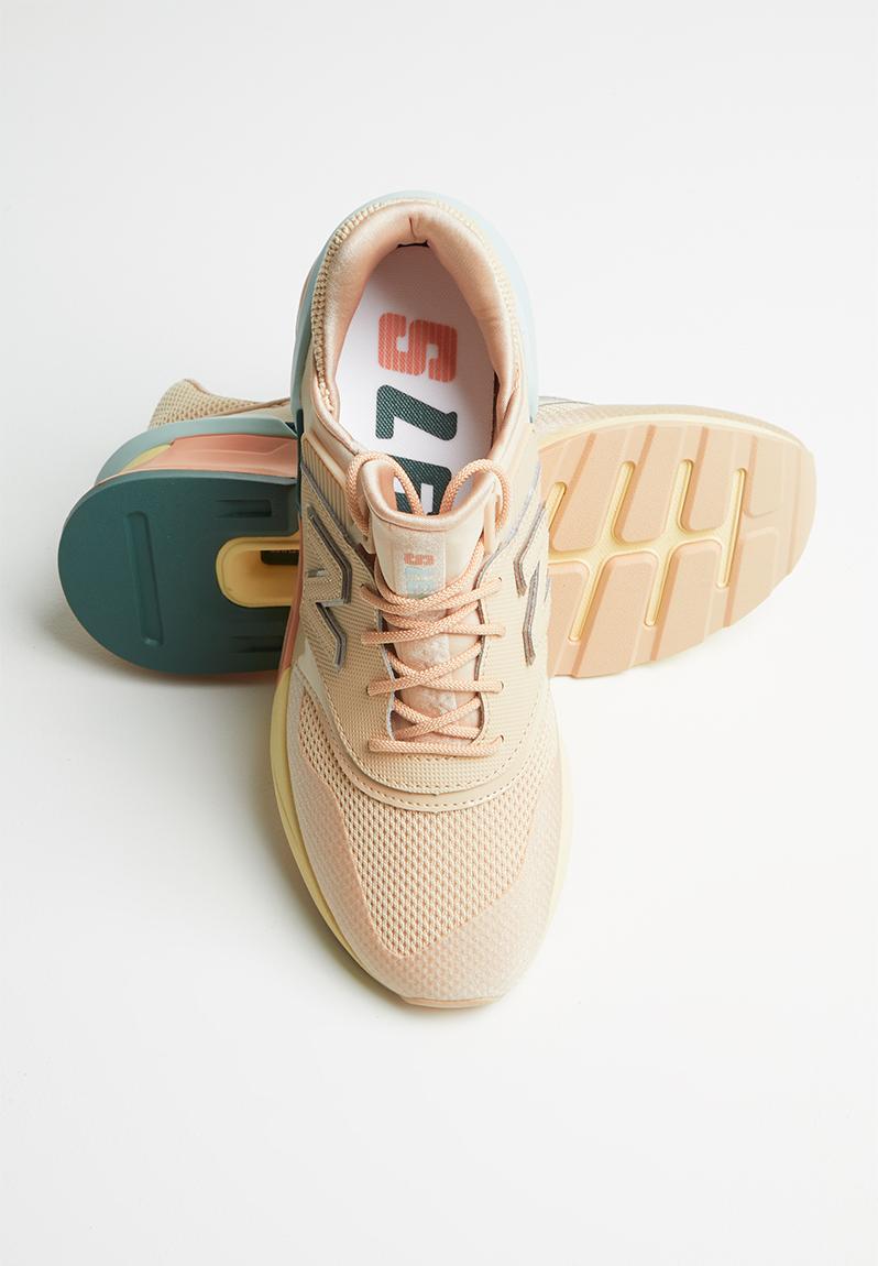WS997HD 997 sport - Pastel Cream New Balance Sneakers | Superbalist.com